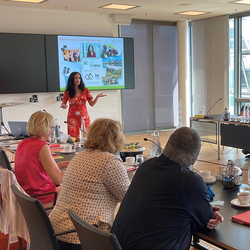 Customer Testimonails